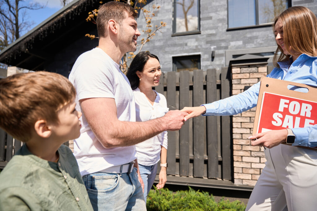 Homeowners selling their home after getting the lien of their solar equipment with the help of Solar Cancellation Resource Center.