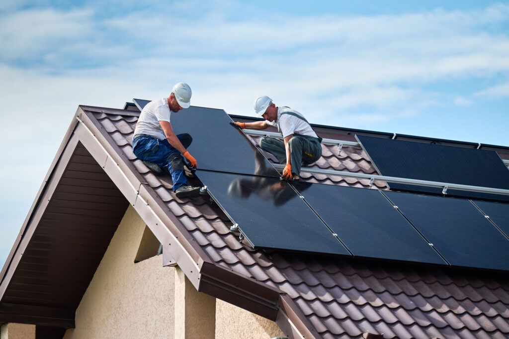 Solar panels being removed after a homeowner contacted Solar Cancellation Resource Center for help.